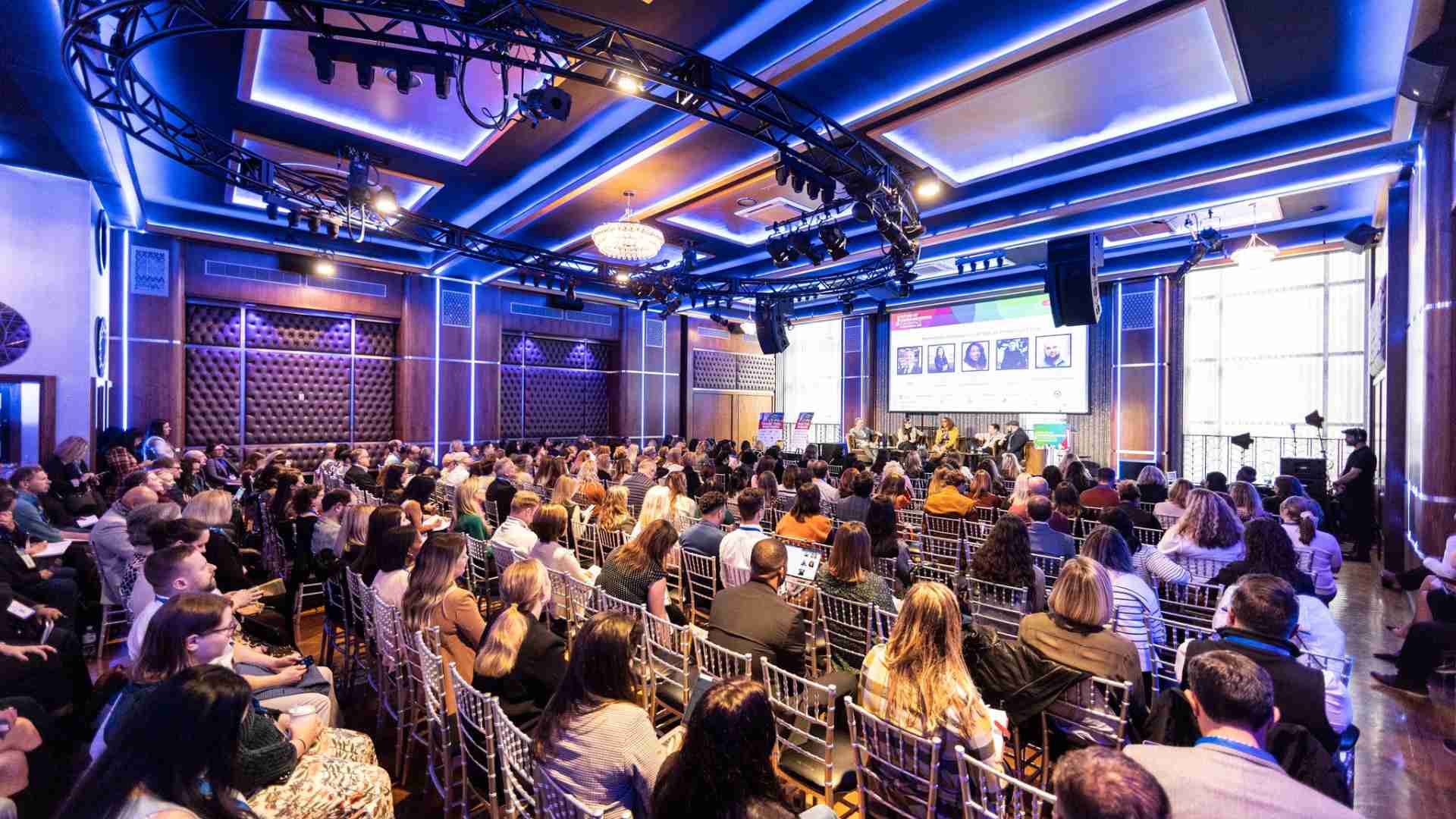Best Practices for PR and Comms Leaders - #CommsWeek2022 - Digimind Blog